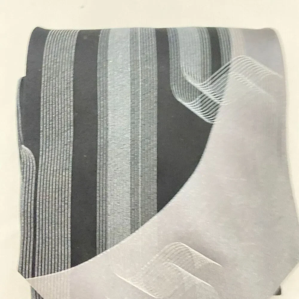 #5579 J. Ferrar Black and Gray Men's Striped Necktie, Tie 57x4